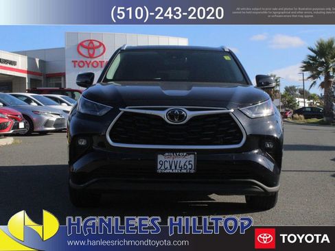 Certified 2022 Toyota Highlander XLE image 4