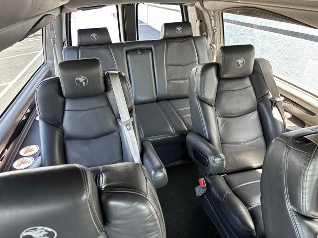 Used 2020 GMC Savana 2500 Extended w/ Enhanced Convenience Package RWD image 42