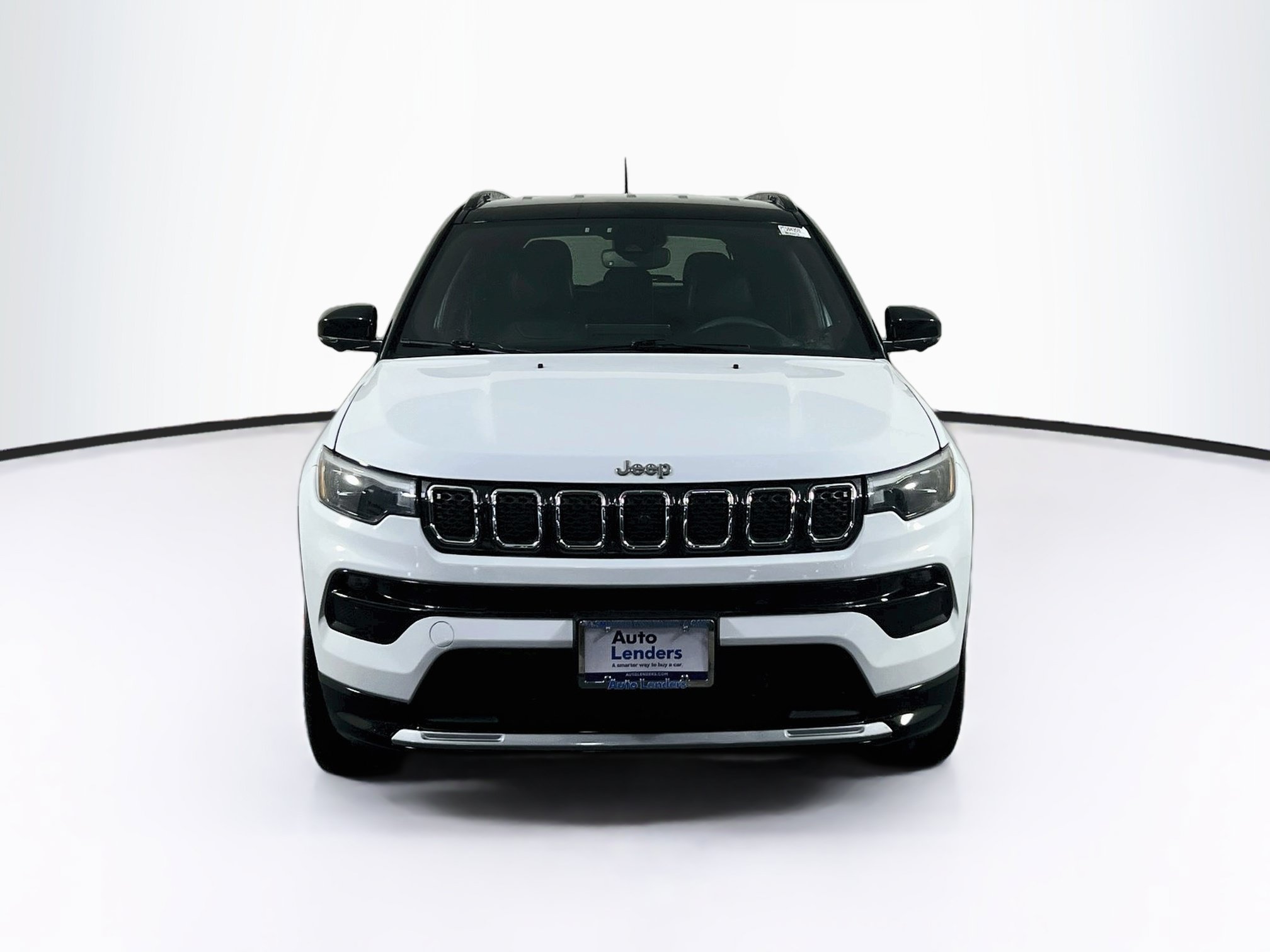 Used 2023 Jeep Compass Limited w/ Elite Group AWD/4WD image 2