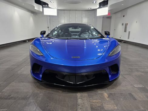 Used 2023 McLaren GT RWD image 2