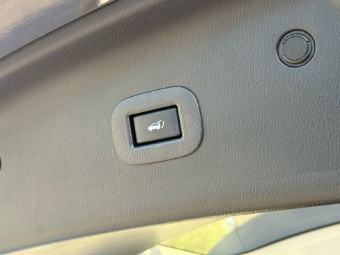 Used 2023 INFINITI QX80 Premium Select w/ Cargo Package image 23