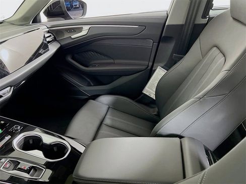New 2026 Audi A6 Premium Plus image 21
