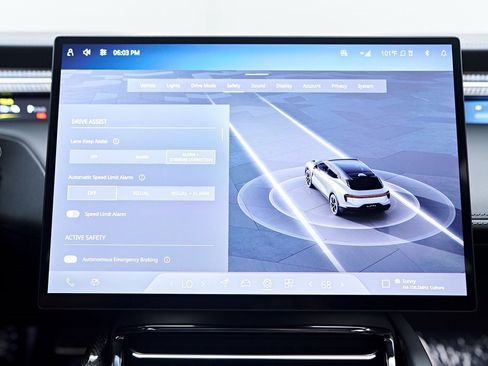 Used 2025 Lotus Eletre image 97