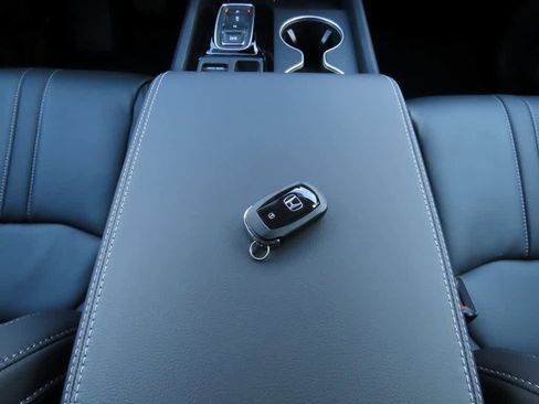 New 2026 Honda Pilot Touring image 30