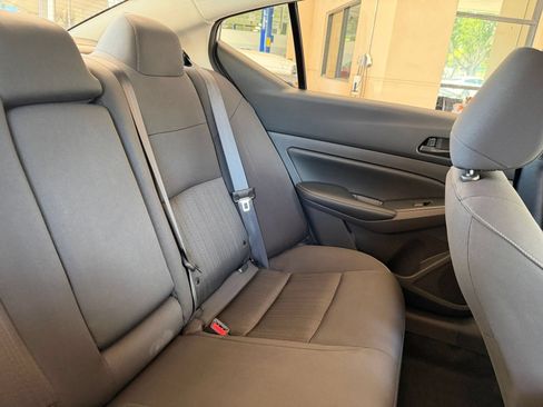 Used 2026 Nissan Altima 2.5 SV FWD image 32