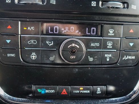 Used 2019 Dodge Grand Caravan GT FWD image 20