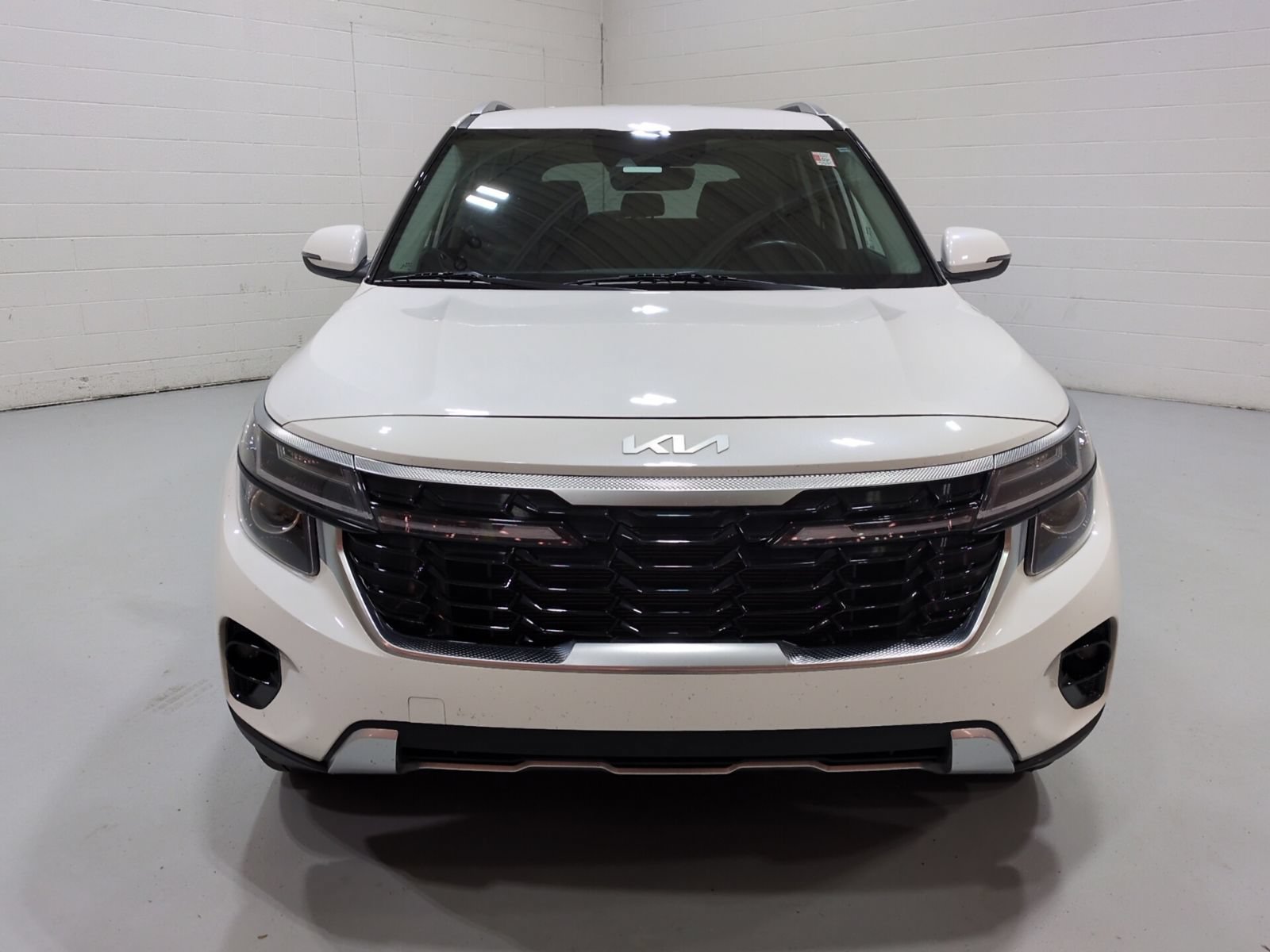 Certified 2024 Kia Seltos S FWD image 8
