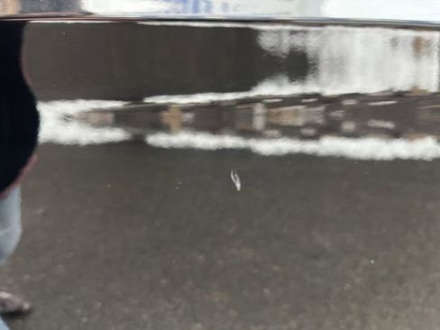 Used 2018 Ford Escape SE w/ SE Sport Appearance Package image 10