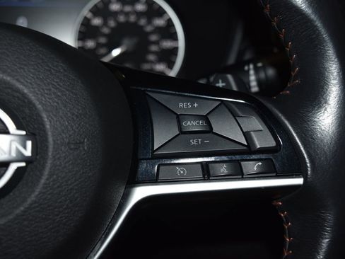 Used 2023 Nissan Altima 2.5 SR image 9