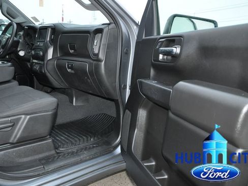 Used 2022 Chevrolet Silverado 1500 Custom w/ LPO, Dark Essentials Package image 17