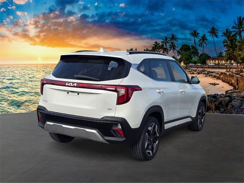 Used 2024 Kia Seltos SX w/ SX Sunroof Package image 5