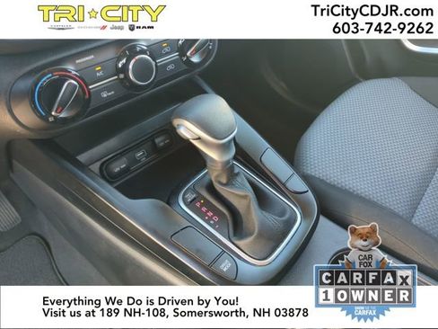 Used 2021 Kia Soul LX image 29