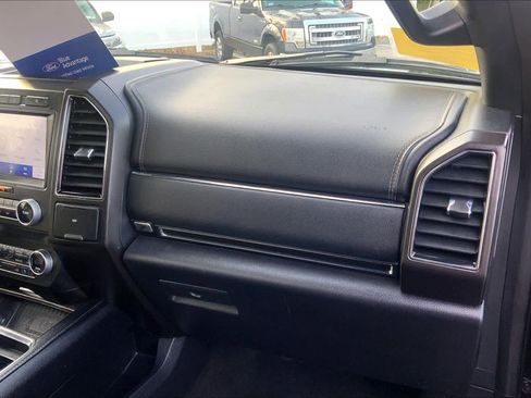 Used 2021 Ford Expedition Max Limited AWD/4WD image 19