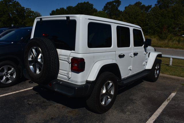 Used 2018 Jeep Wrangler Unlimited Sahara AWD/4WD image 4