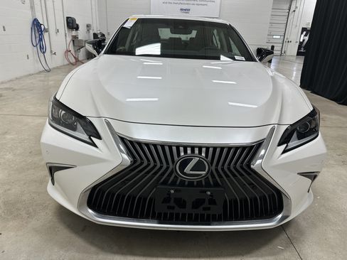 Used 2019 Lexus ES 350 w/ Premium Package FWD image 6