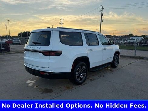 Used 2025 Jeep Wagoneer Series II AWD/4WD image 2