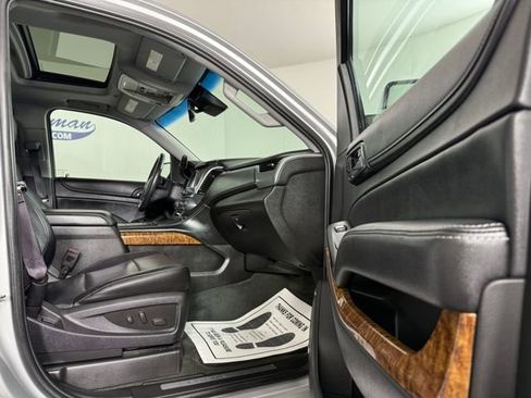 Used 2015 Chevrolet Tahoe LTZ image 17