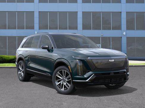 New 2026 Cadillac Vistiq Luxury w/ LPO, Floor Liner Package image 7