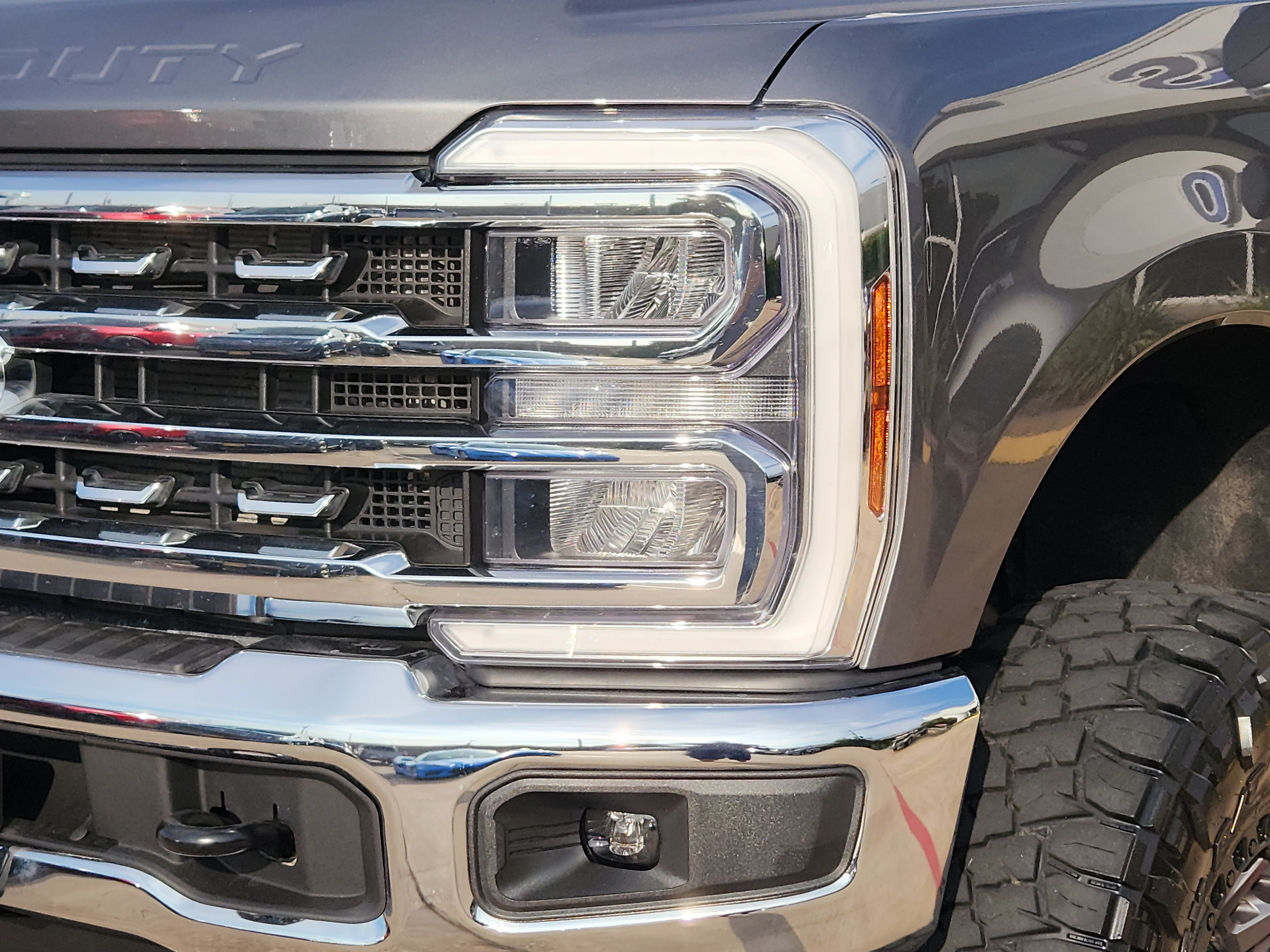 Used 2025 Ford F350 Lariat w/ Chrome Package AWD/4WD image 6