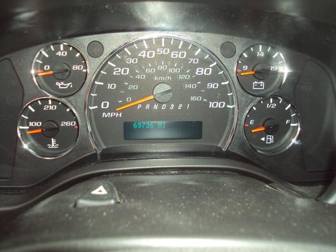 Used 2014 Chevrolet Express 1500 LS AWD/4WD image 17