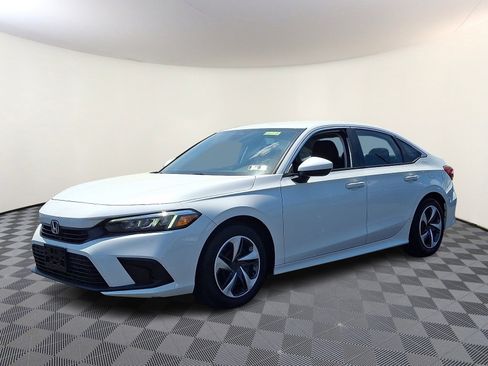Used 2023 Honda Civic LX image 3
