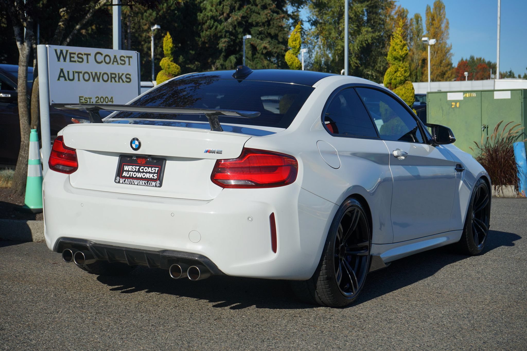 Used 2018 BMW M2 RWD image 6