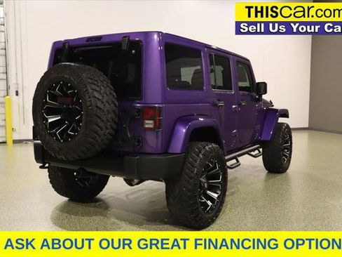 Used 2018 Jeep Wrangler Unlimited Sahara image 7