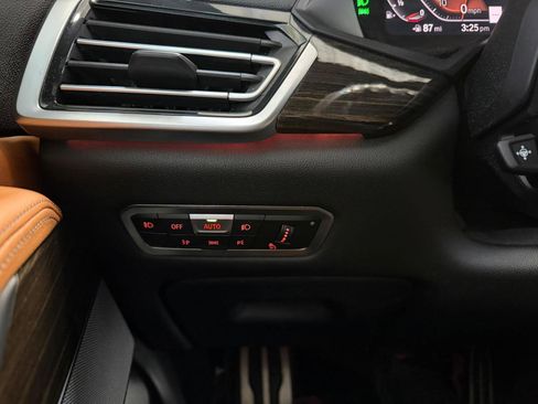 Used 2019 BMW X5 xDrive40i w/ M Sport Package image 40