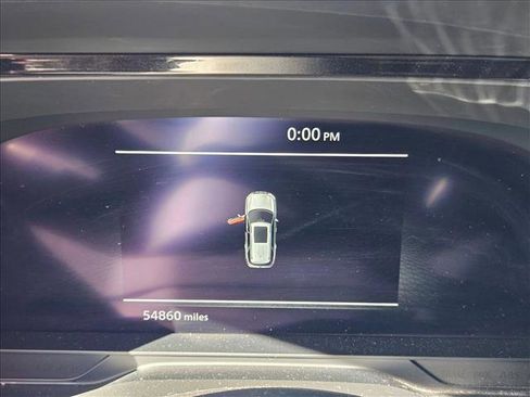 Used 2023 Nissan Pathfinder Platinum image 15