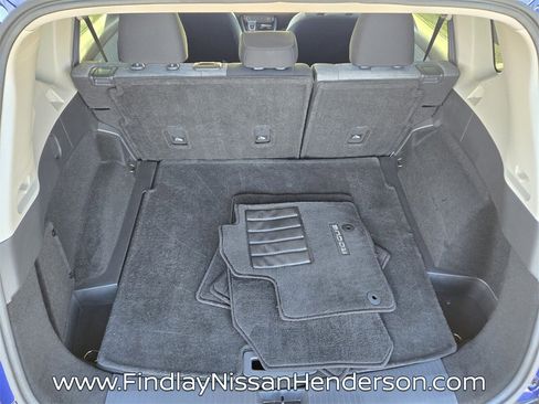 Used 2023 Nissan Rogue SV image 15