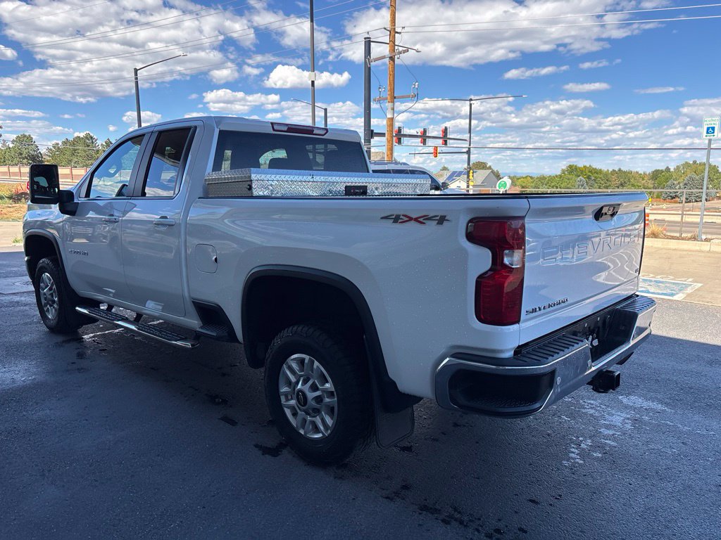 Used 2023 Chevrolet Silverado 2500 LT w/ True North Edition AWD/4WD image 6