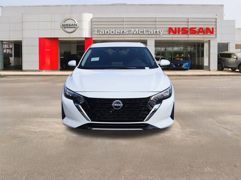 New 2025 Nissan Sentra SV w/ All-Weather Package image 9