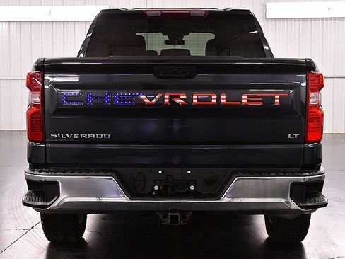 Used 2022 Chevrolet Silverado 1500 LT AWD/4WD image 6