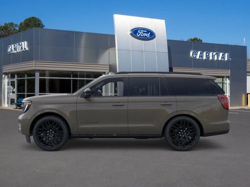 New 2026 Ford Expedition Platinum w/ Stealth Performance Package AWD/4WD image 3