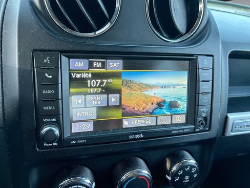 Used 2014 Jeep Compass Sport w/ Power Value Group FWD image 19
