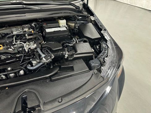 Used 2025 Toyota Corolla LE image 66