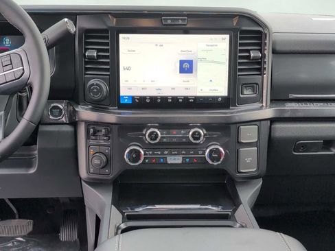 New 2026 Ford F250 Lariat w/ Black Appearance Package image 25