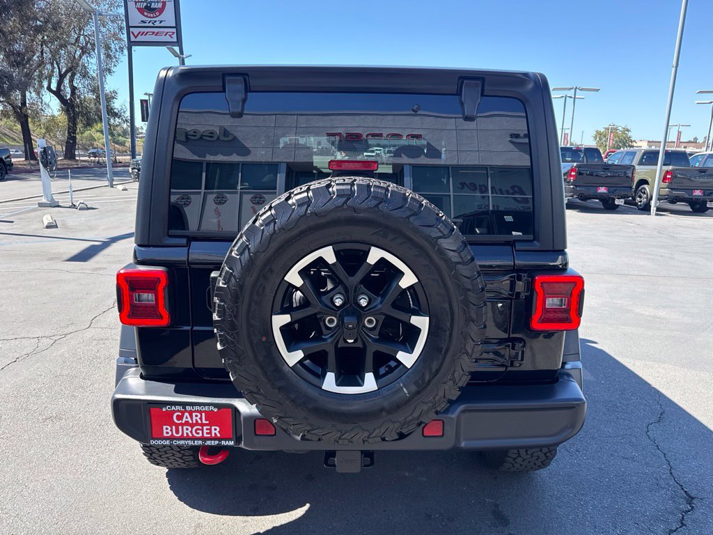 Certified 2025 Jeep Wrangler Unlimited Rubicon w/ Convenience Group AWD/4WD image 6