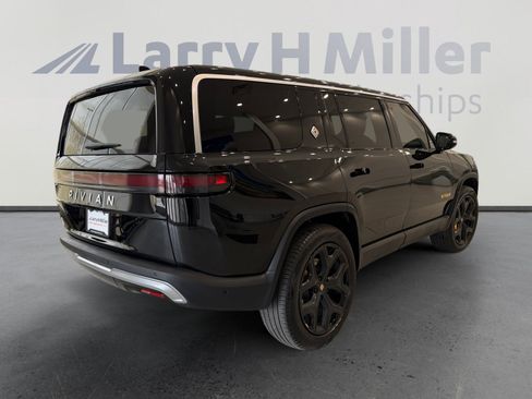 Used 2023 Rivian R1S Adventure AWD/4WD image 5