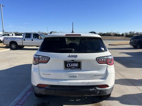 Used 2017 Jeep Compass Sport w/ Cold Weather Group image 4