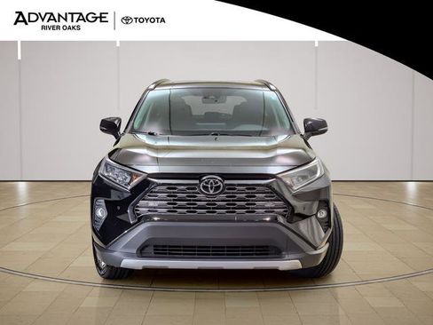Used 2021 Toyota RAV4 Limited AWD/4WD image 3