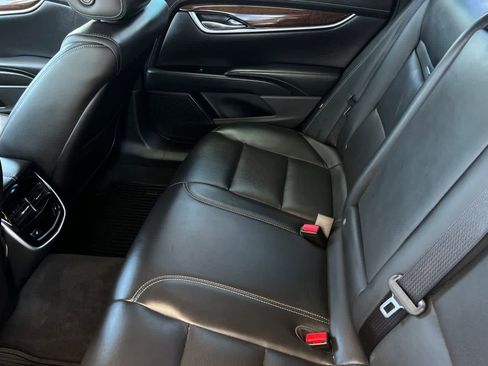 Used 2017 Cadillac XTS Luxury FWD image 5