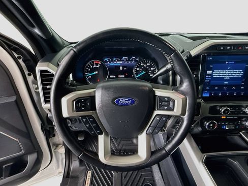 Used 2022 Ford F350 Lariat w/ Black Appearance Package AWD/4WD image 11