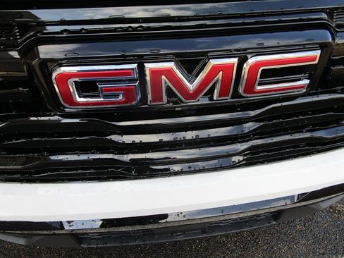 New 2026 GMC Terrain Elevation w/ Elevation Premium Package image 31