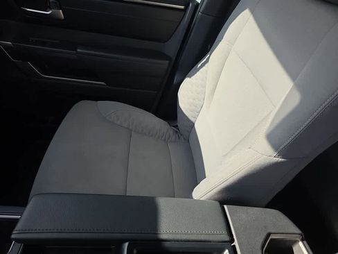 Used 2025 Toyota Tundra SR5 AWD/4WD image 43