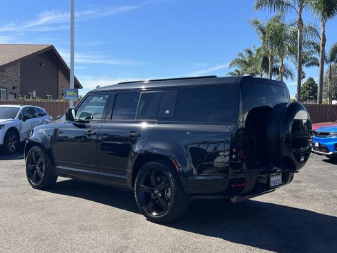 Used 2023 Land Rover Defender 130 X-Dynamic SE image 37