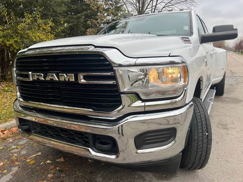 Used 2021 RAM 3500 Big Horn image 3