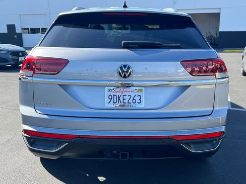 Used 2022 Volkswagen Atlas Cross Sport SE image 10