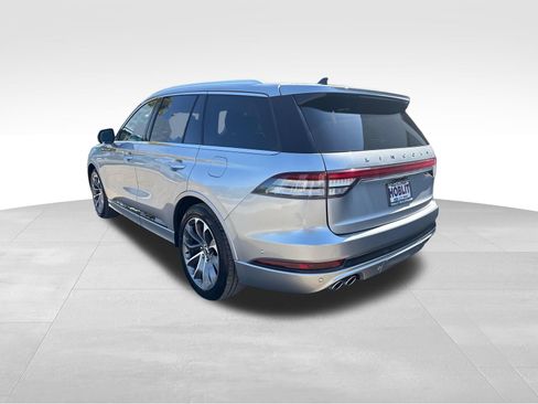 Used 2021 Lincoln Aviator Grand Touring w/ Equipment Group 302A AWD/4WD image 3