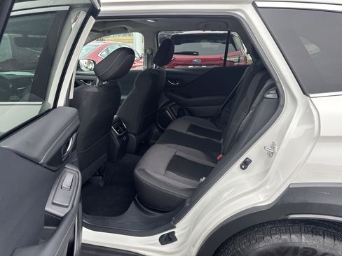 Used 2024 Subaru Outback Premium w/ Popular Package #1A image 13